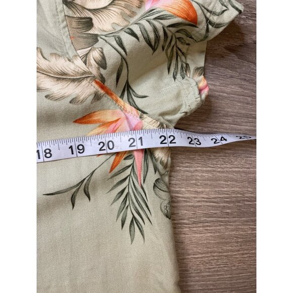 Island Traders Green Tropical Short Sleeved Button Up Top Sz L - Picture 8 of 10